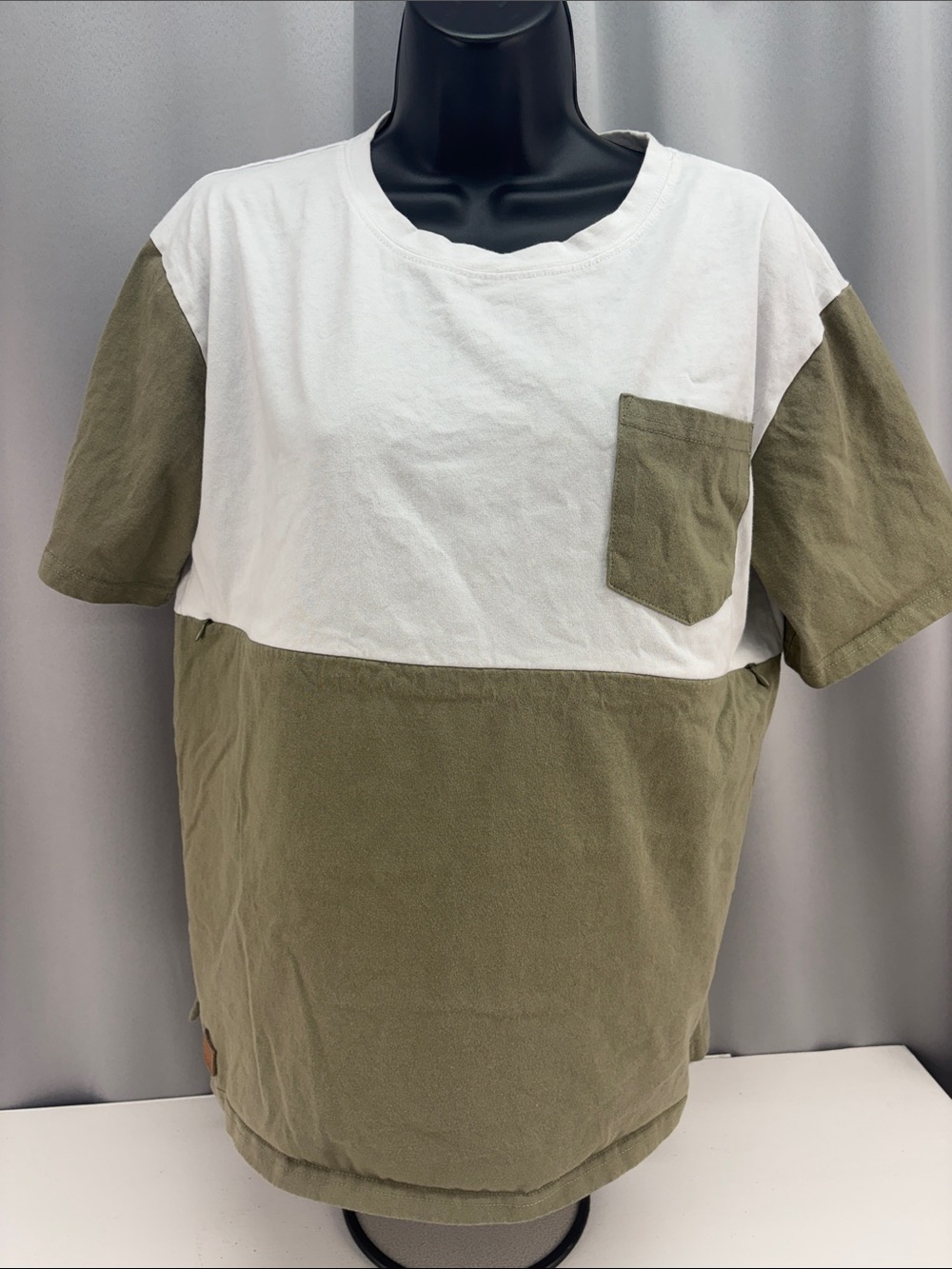 Nursing Queen Shirt Medium